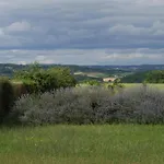 Le Pigeonnier De Pauly Oda ve Kahvaltı Mirabel (Tarn-et-Garonne)